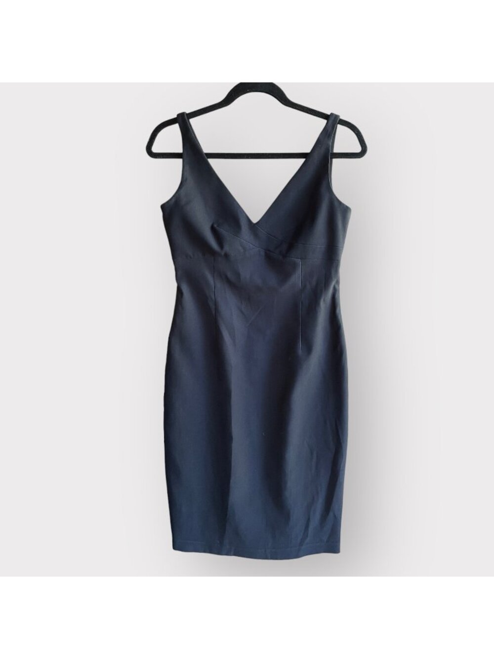 Laundry by Shelli Segal Size 8 VINTAGE Black Sleeveless V-Neck Bodycon Dress